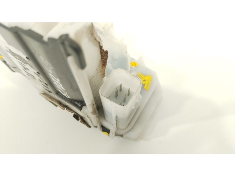 Recambio de cerradura puerta delantera derecha para ford ka (ccu) grand prix iii referencia OEM IAM 51912423  