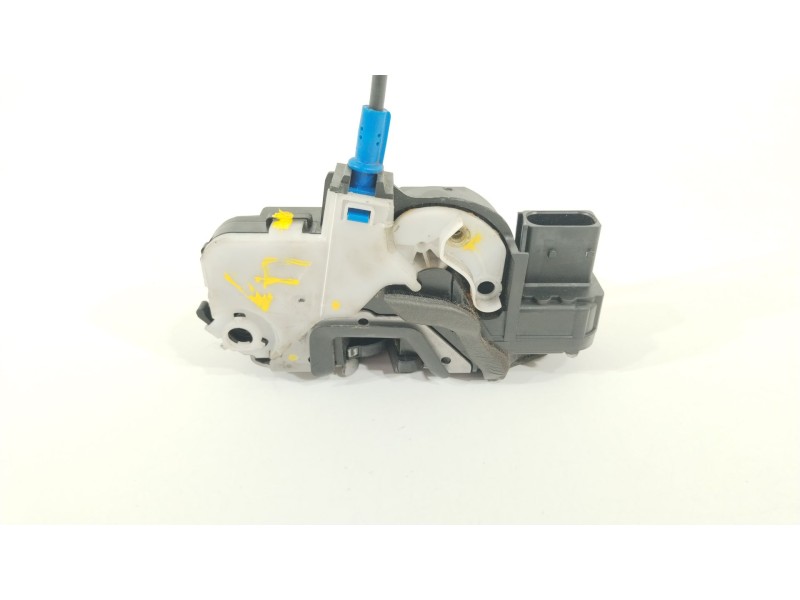 Recambio de cerradura puerta delantera derecha para opel astra j lim. cosmo referencia OEM IAM 3023880  13579523