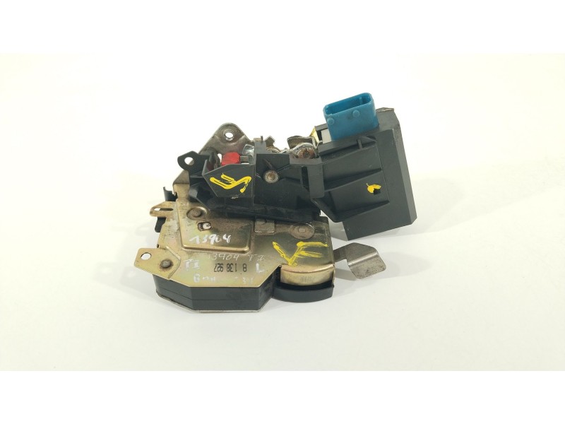 Recambio de cerradura puerta trasera izquierda para bmw 5 (e34) 520 i 24v referencia OEM IAM 8138927 8353011 51228138927