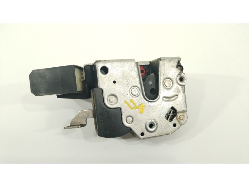 Recambio de cerradura puerta trasera izquierda para bmw 5 (e34) 520 i 24v referencia OEM IAM 8138927 8353011 51228138927