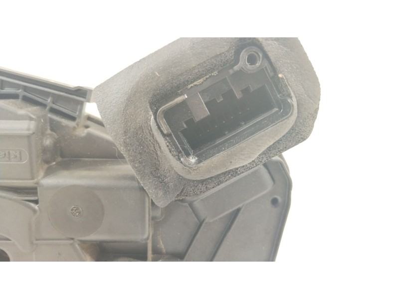 Recambio de cerradura puerta trasera derecha para volkswagen polo v (6r1, 6c1) 1.6 tdi referencia OEM IAM 5K4839016F  