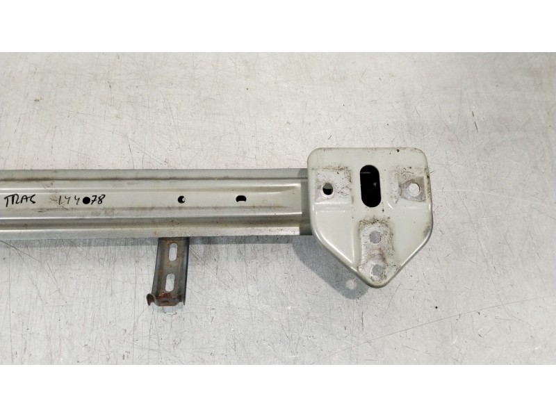 Recambio de refuerzo paragolpes trasero para citroën c4 aircross 1.6 hdi 115 referencia OEM IAM 1608882380  