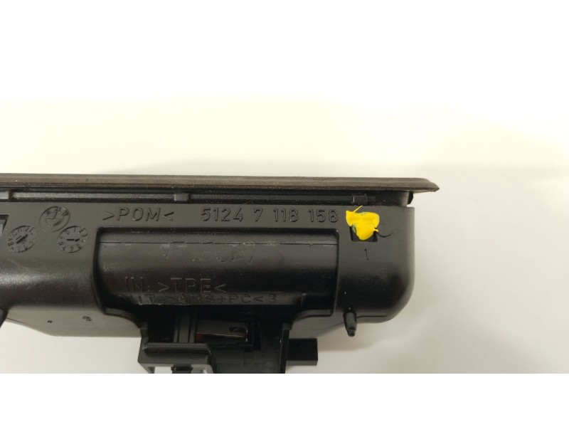 Recambio de maneta exterior porton para bmw 3 (e90) 320 d referencia OEM IAM 51247118158  