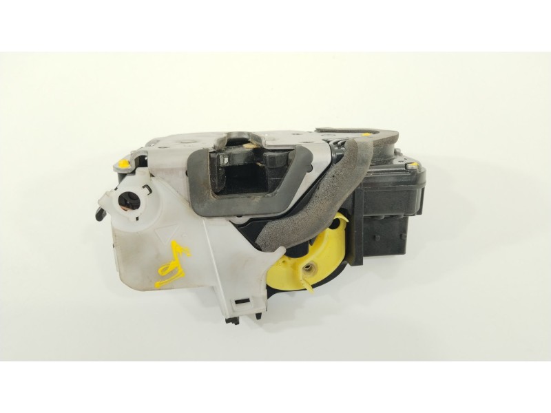 Recambio de cerradura puerta delantera izquierda para opel adam unlimited ecoflex referencia OEM IAM 13579522  