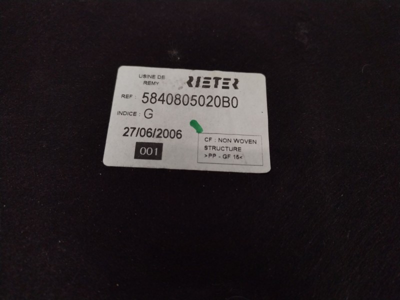 Recambio de bandeja trasera para toyota avensis wagon (t25) 2.0 turbodiesel cat referencia OEM IAM 5840805020B0  