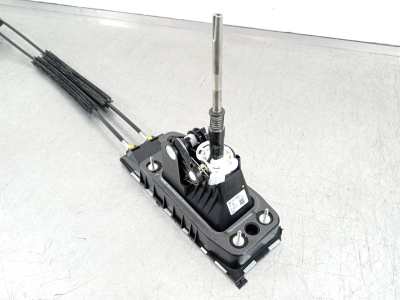 Recambio de palanca cambio para seat ibiza v (kj1, kjg) 1.0 tsi referencia OEM IAM 5R3711049H  