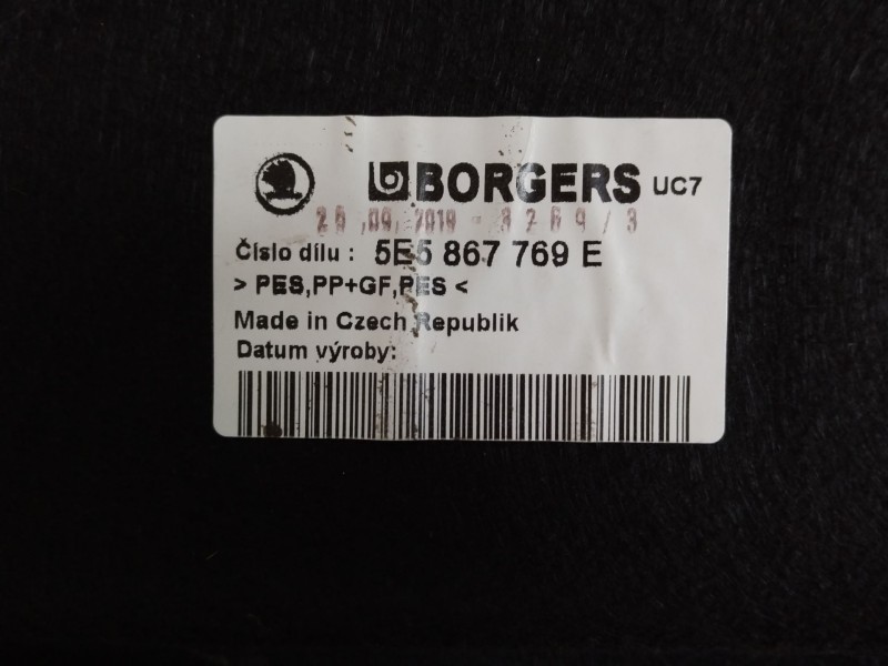 Recambio de bandeja trasera para skoda octavia lim. (5e3) l&k referencia OEM IAM 5E5867769E  
