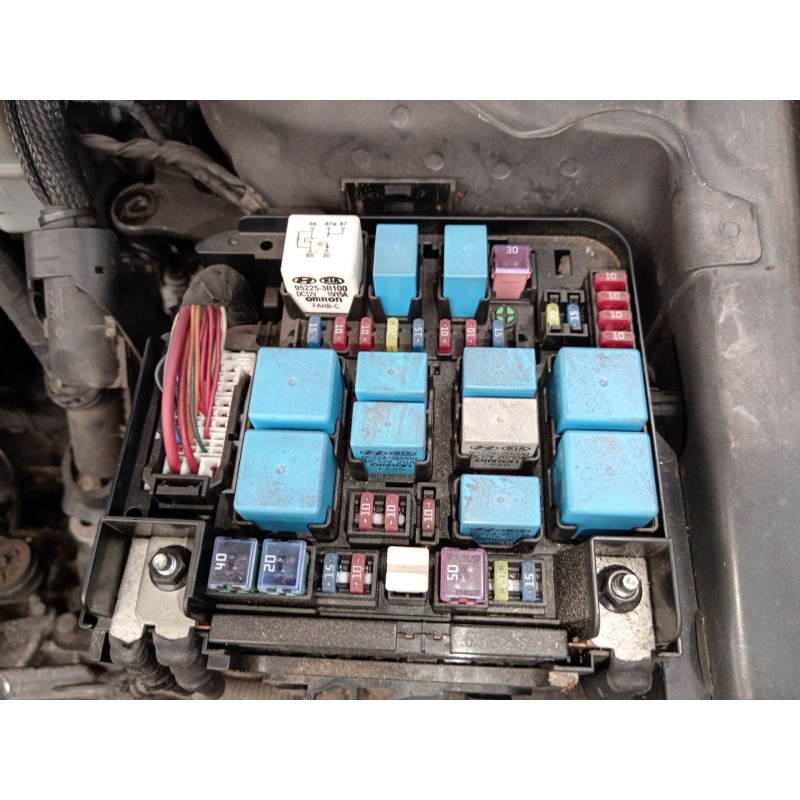 Recambio de caja reles / fusibles para kia cee´d sw (ed) 1.6 crdi 115 referencia OEM IAM 919510Q000  