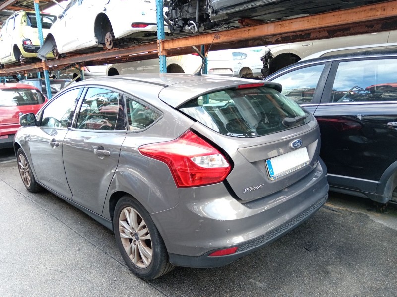 ford focus iii sedán del año 2013