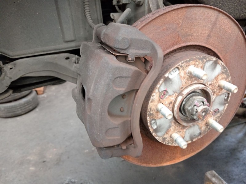 Recambio de pinza freno delantera izquierda para hyundai tucson (jm) 2.0 crdi referencia OEM IAM   