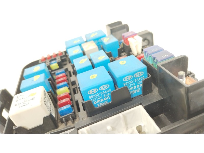 Recambio de caja reles / fusibles para kia cee´d sw (ed) 1.6 crdi 115 referencia OEM IAM 919510Q000  