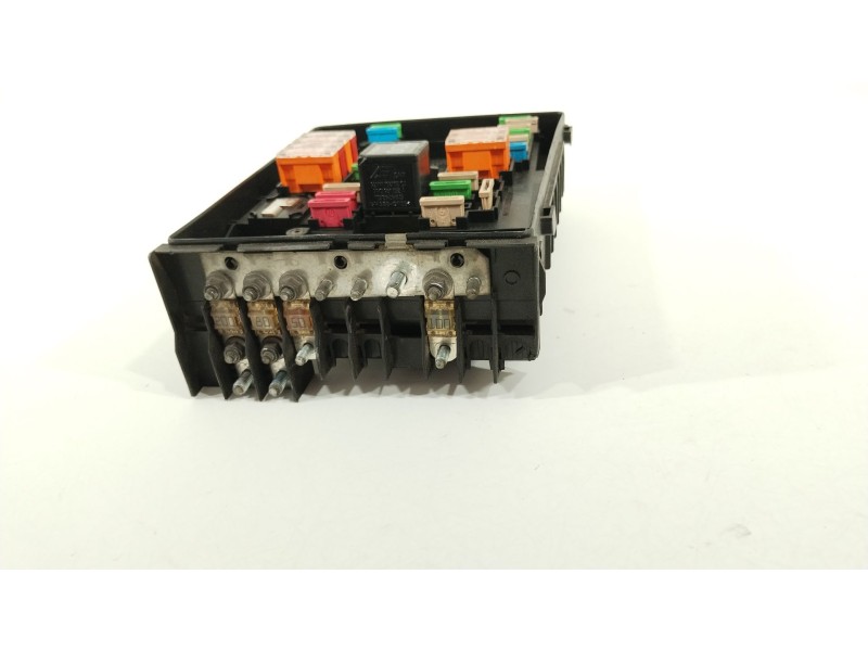 Recambio de caja reles / fusibles para seat leon (1p1) 2.0 tdi 16v referencia OEM IAM 1K0937125  