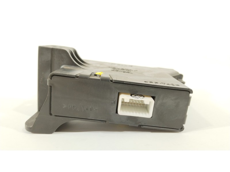 Recambio de modulo electronico para toyota yaris (ksp9/scp9/nlp9) básico referencia OEM IAM 886500D170  