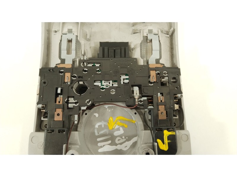Recambio de luz interior para audi a3 (8p) 1.9 tdi limited edition referencia OEM IAM 8E0947565  