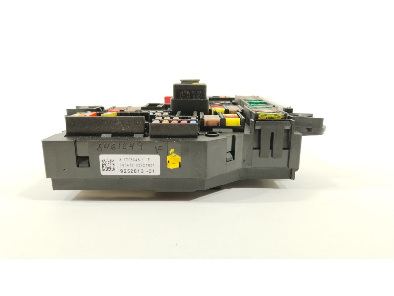 Recambio de caja reles / fusibles para bmw 5 touring (f11) 525 d xdrive referencia OEM IAM 9252813  61149252813