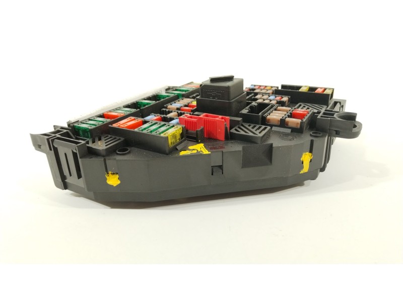 Recambio de caja reles / fusibles para bmw 5 touring (f11) 525 d xdrive referencia OEM IAM 9252813  61149252813