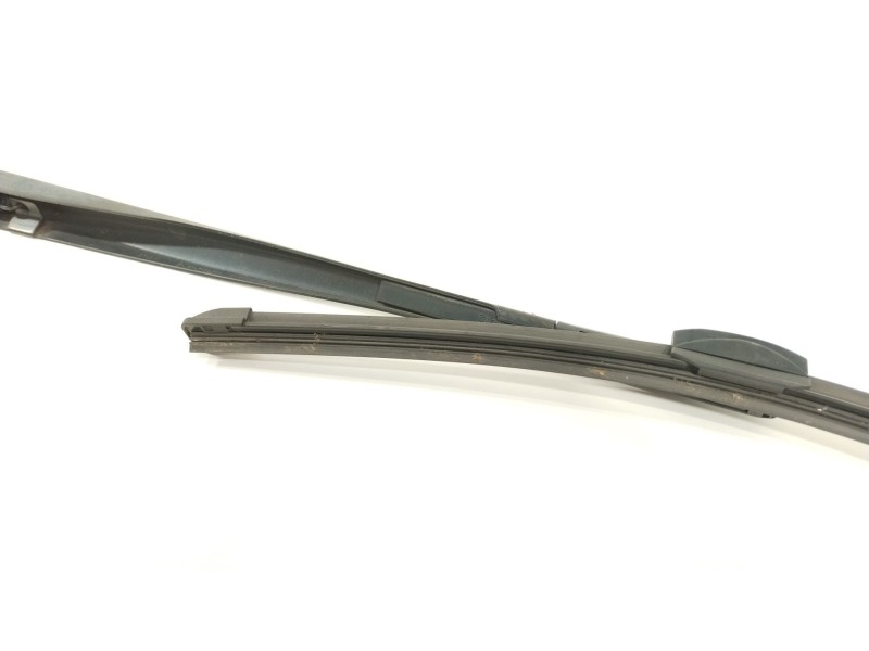 Recambio de brazo limpia delantero derecho para bmw 5 touring (f11) 525 d xdrive referencia OEM IAM 61617203156  