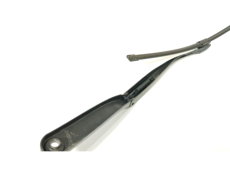 Recambio de brazo limpia delantero izquierdo para bmw 5 touring (f11) 525 d xdrive referencia OEM IAM 61617182459  