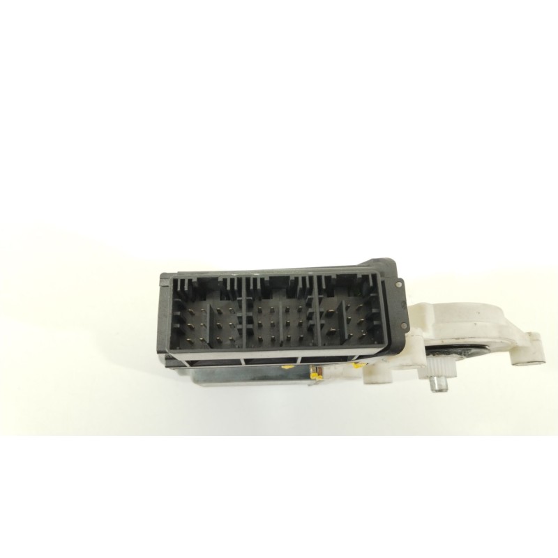 Recambio de motor elevalunas delantero izquierdo para seat ibiza iii (6l1) 1.9 sdi referencia OEM IAM 6Q2959802A   Recambio de motor elevalunas delantero izquierdo para seat ibiza iii (6l1) 1.9 sdi referencia OEM IAM 6Q2959802A
