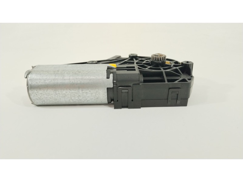 Recambio de motor techo electrico para bmw 5 touring (f11) 525 d xdrive referencia OEM IAM 67619127381  