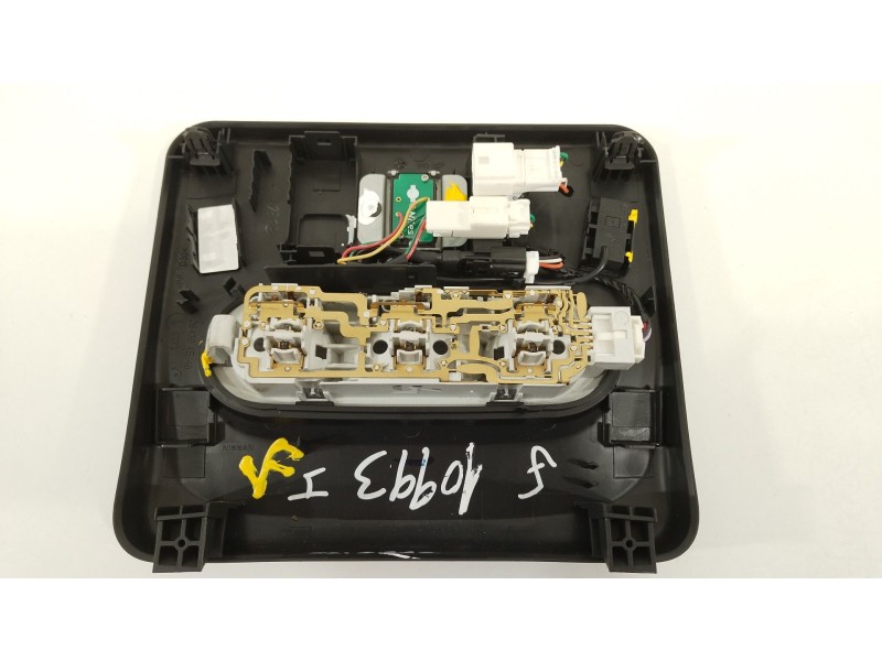 Recambio de luz interior para nissan qashqai (j11) 360 referencia OEM IAM 264304EH4B  