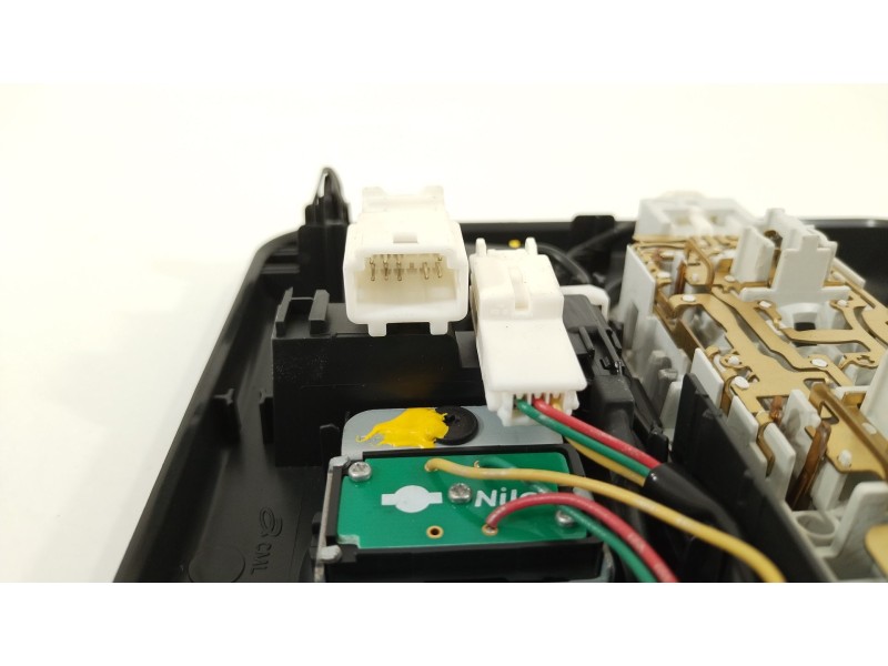 Recambio de luz interior para nissan qashqai (j11) 360 referencia OEM IAM 264304EH4B  
