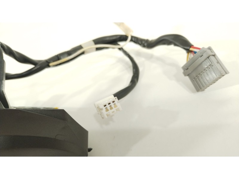 Recambio de mando volante para nissan juke (f15) 1.6 dig-t nismo rs referencia OEM IAM 255503YV4A  