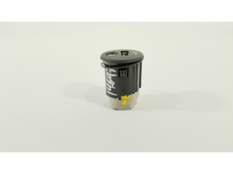 Recambio de mando multifuncion para nissan juke (f15) 1.6 dig-t nismo rs referencia OEM IAM 28023BH00A  