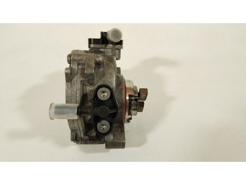 Recambio de depresor freno / bomba vacio para opel zafira a comfort referencia OEM IAM 9804021880  2B0403B