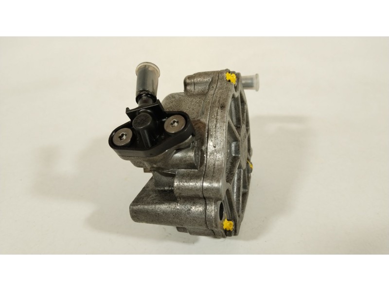 Recambio de depresor freno / bomba vacio para opel zafira a comfort referencia OEM IAM 9804021880  2B0403B