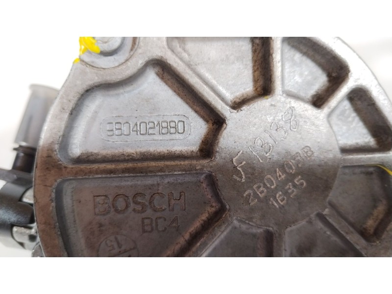 Recambio de depresor freno / bomba vacio para opel zafira a comfort referencia OEM IAM 9804021880  2B0403B