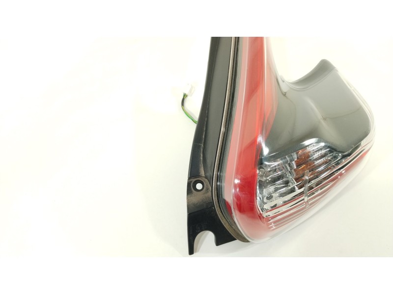 Recambio de piloto trasero derecho para nissan juke (f15) 1.6 dig-t nismo rs referencia OEM IAM 26550BV80A  