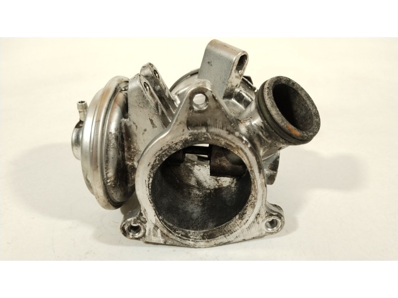 Recambio de valvula egr para mercedes-benz clase clk (w209) coupe 270 cdi (209.316) referencia OEM IAM A6110900754  