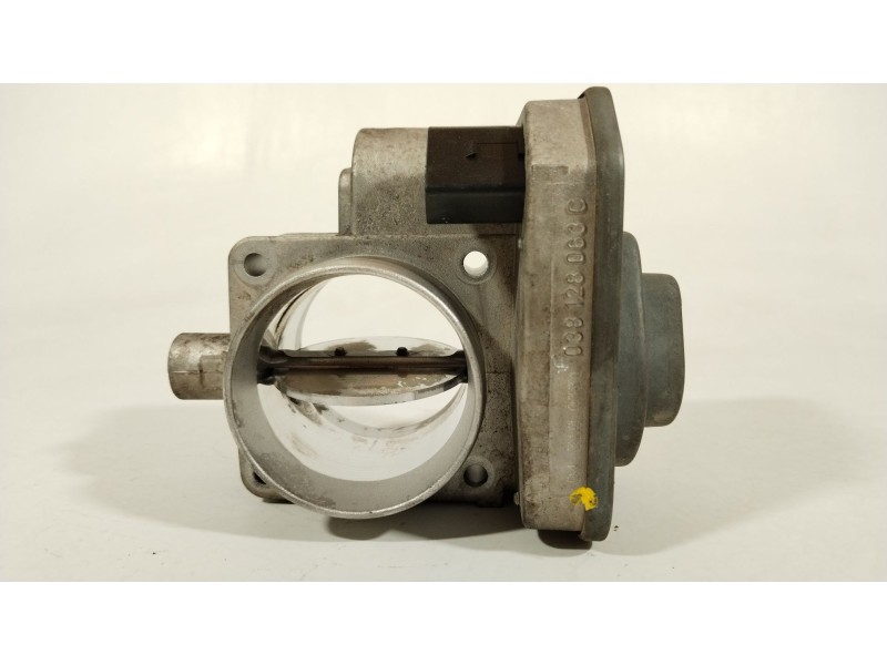 Recambio de caja mariposa para seat ibiza iii (6l1) 1.9 sdi referencia OEM IAM 038128063C  