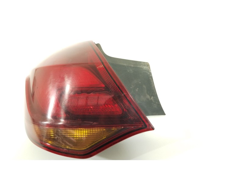 Recambio de piloto trasero izquierdo para opel astra j lim. cosmo referencia OEM IAM 13319949  