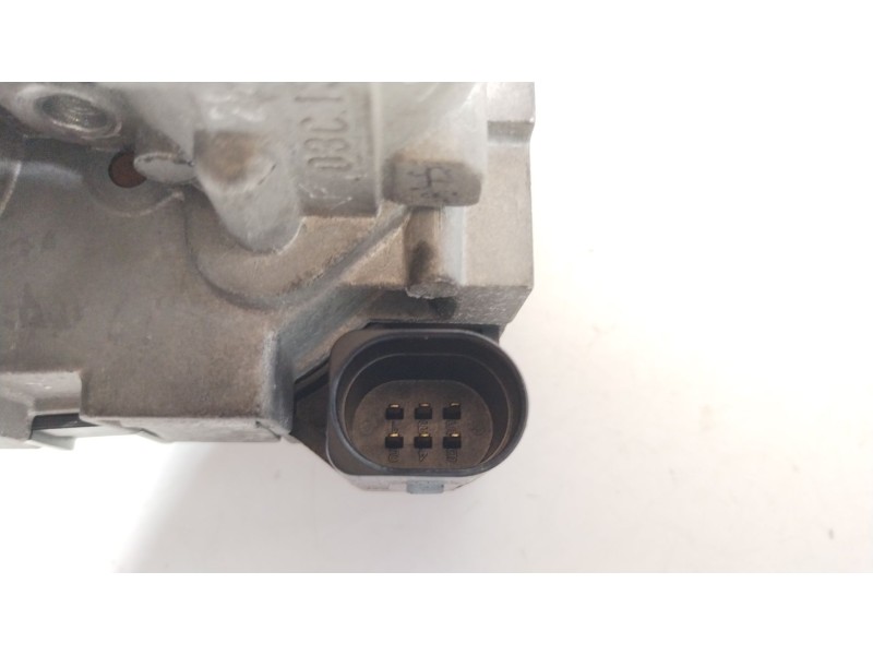 Recambio de caja mariposa para audi a3 (8p1) 1.6 fsi referencia OEM IAM 03C133062A  