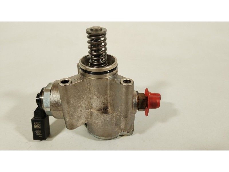Recambio de bomba inyeccion para audi a3 (8p1) 1.6 fsi referencia OEM IAM 03C127025R  