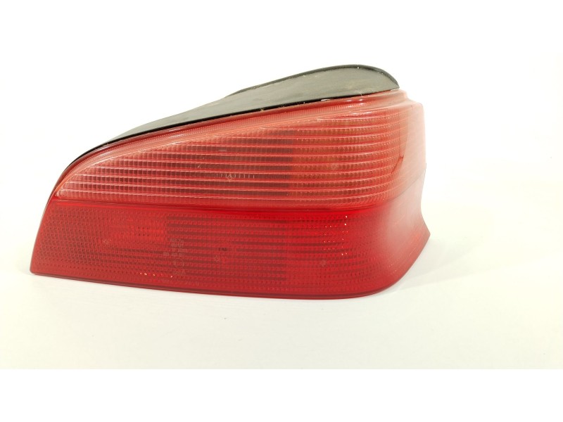 Recambio de piloto trasero derecho para peugeot 106 ii (1a_, 1c_) 1.1 i referencia OEM IAM 6351G6  