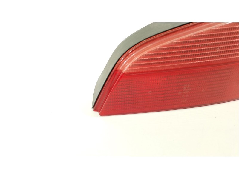 Recambio de piloto trasero derecho para peugeot 106 ii (1a_, 1c_) 1.1 i referencia OEM IAM 6351G6  