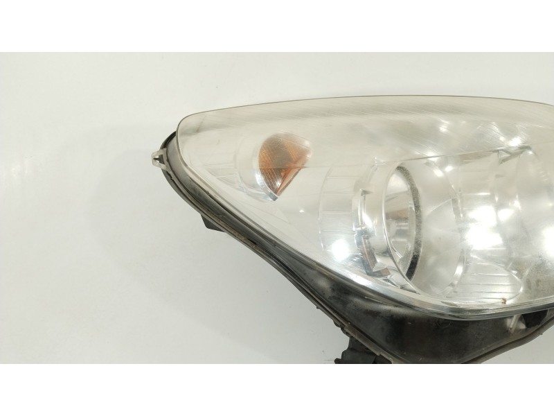 Recambio de faro derecho para opel astra h (a04) 1.7 cdti (l48) referencia OEM IAM 13239289 1EG27037042 1EG270370