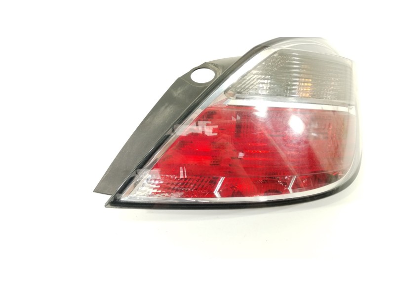 Recambio de piloto trasero derecho para opel astra h (a04) 1.7 cdti (l48) referencia OEM IAM 13222325  