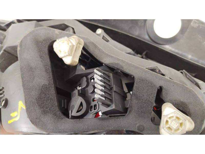 Recambio de piloto trasero derecho para opel astra h (a04) 1.7 cdti (l48) referencia OEM IAM 13222325  