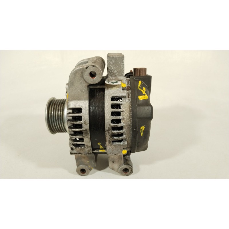 Recambio de alternador para toyota auris (_e15_) 2.0 d-4d (ade150_) referencia OEM IAM LRA03172 1042105600 270600R011