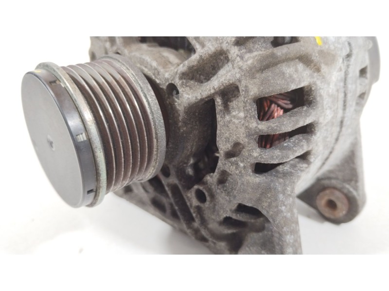 Recambio de alternador para renault clio iii exception referencia OEM IAM 8200660033  0124425071