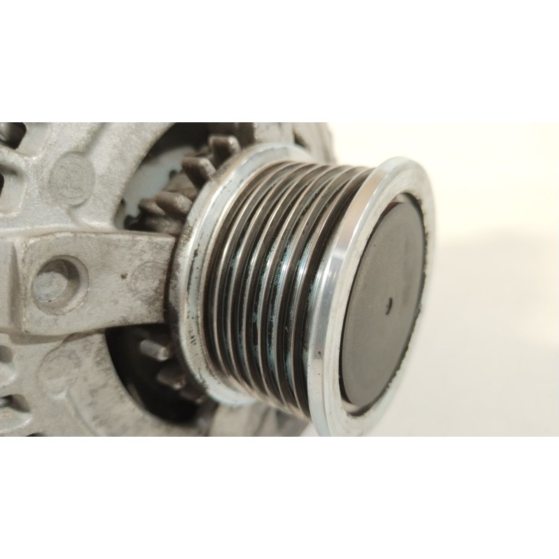 Recambio de alternador para toyota rav 4 iii (_a3_) 2.2 d (ala35_) referencia OEM IAM 2706026060  1042102370