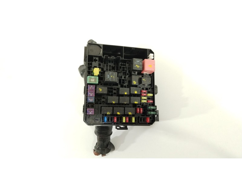Recambio de caja reles / fusibles para citroën c4 aircross 1.6 hdi 115 referencia OEM IAM 1612534380  