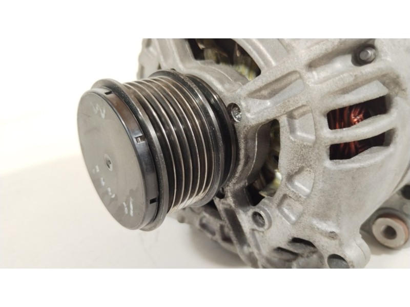 Recambio de alternador para volkswagen golf v (1k1) 1.9 tdi referencia OEM IAM 06F903023F  0142525091