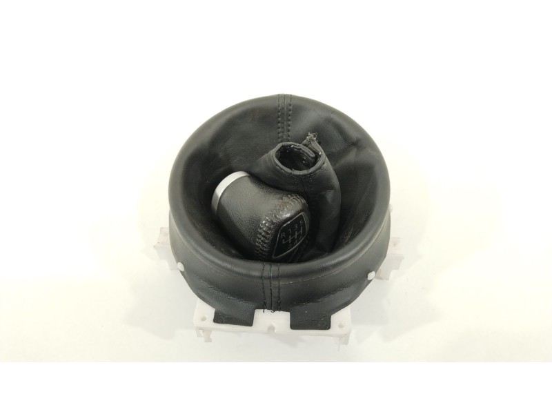 Recambio de pomo palanca cambio para citroën c4 aircross 1.6 hdi 115 referencia OEM IAM 1609925980  