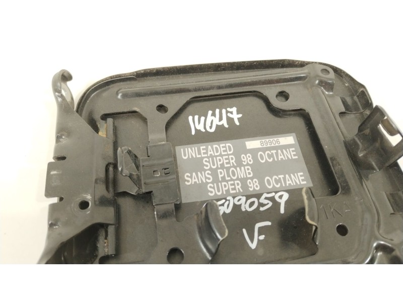 Recambio de tapa exterior combustible para nissan juke (f15) 1.6 dig-t nismo rs referencia OEM IAM G88301KAMA  