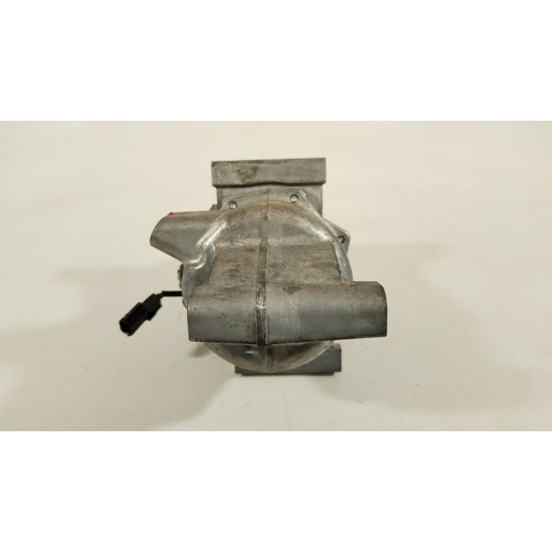 Recambio de compresor aire acondicionado para dacia sandero iii 1.0 tce 90 referencia OEM IAM 926008469R  CR08D